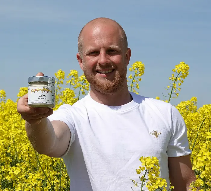 Salbei in Honig -  Alex im Raps