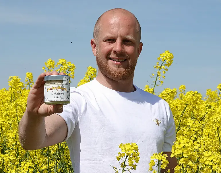 Tonkabohne in Honig -  Alex im Raps