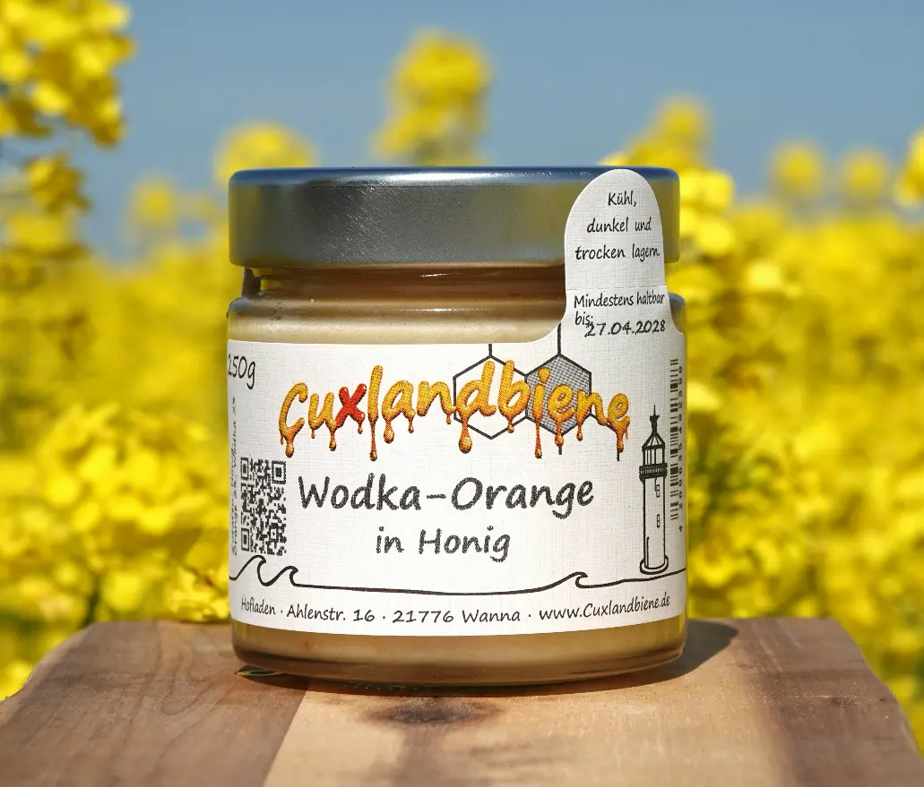 Wodka-Orange in Honig - Rapsfeld Wodka-Orange in Honig - Rapsfeld
