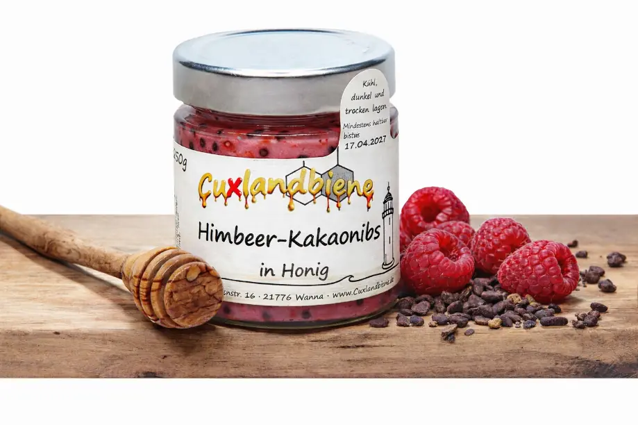 Himbeere und Kakaonibs in Honig 3