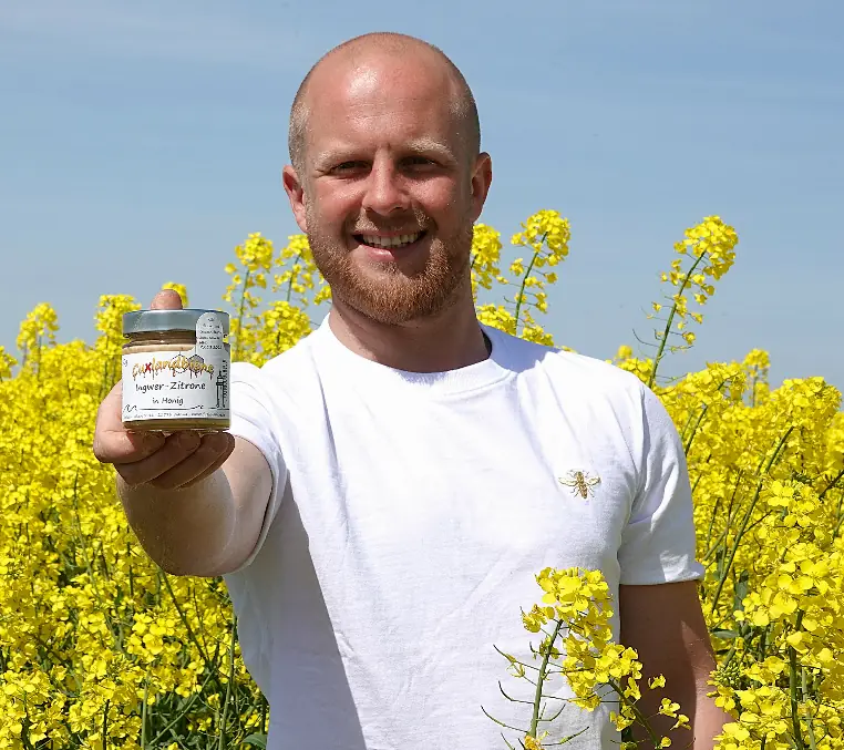 Ingwer-Zitrone in Honig -  Alex im Raps