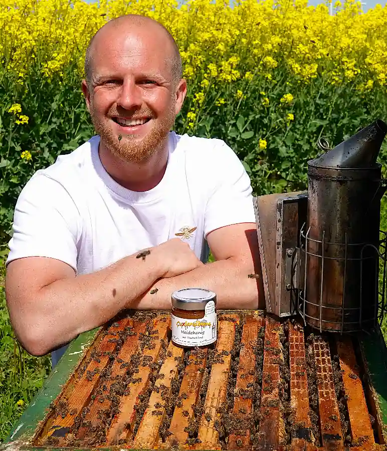 Heidehonig 250g - Alex mit Bienenvolk