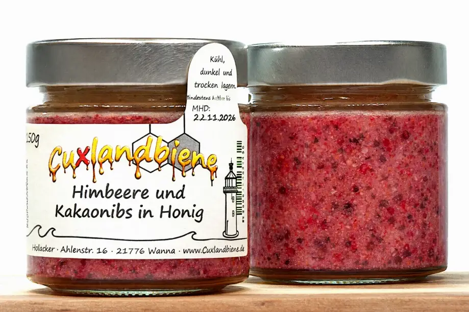 Himbeere und Kakaonibs in Honig 2